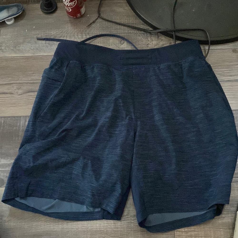 Blue 7 inch Lululemon shorts